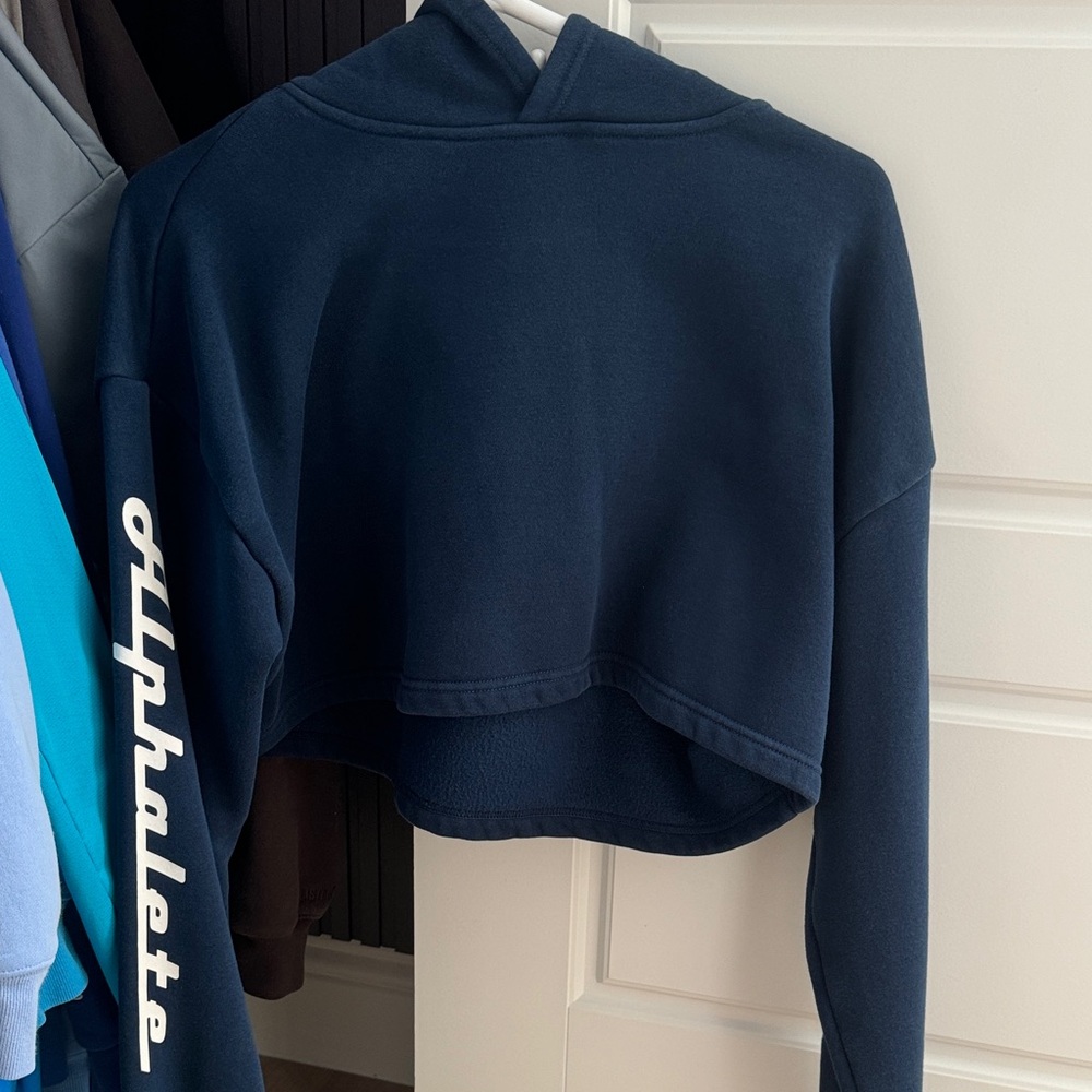 Alphalete Navy Cropped Hoodie with Sleeve Script